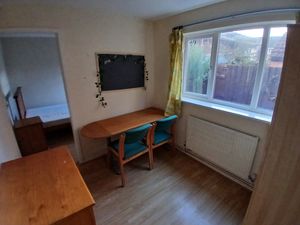 Photo 7- click for photo gallery